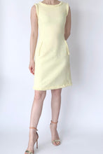 画像をギャラリービューアに読み込む, Frayed Sleeveless Tweed Shift Dress - Pale Yellow
